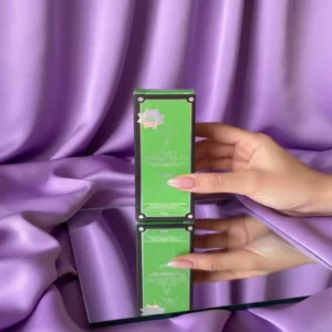 Base Exitosa Uñas Peligrosas reconstructora multibeneficios presentación oficial fondo morado